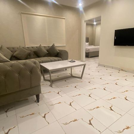 Luxe Suites Bahria Town Lahore Luaran gambar