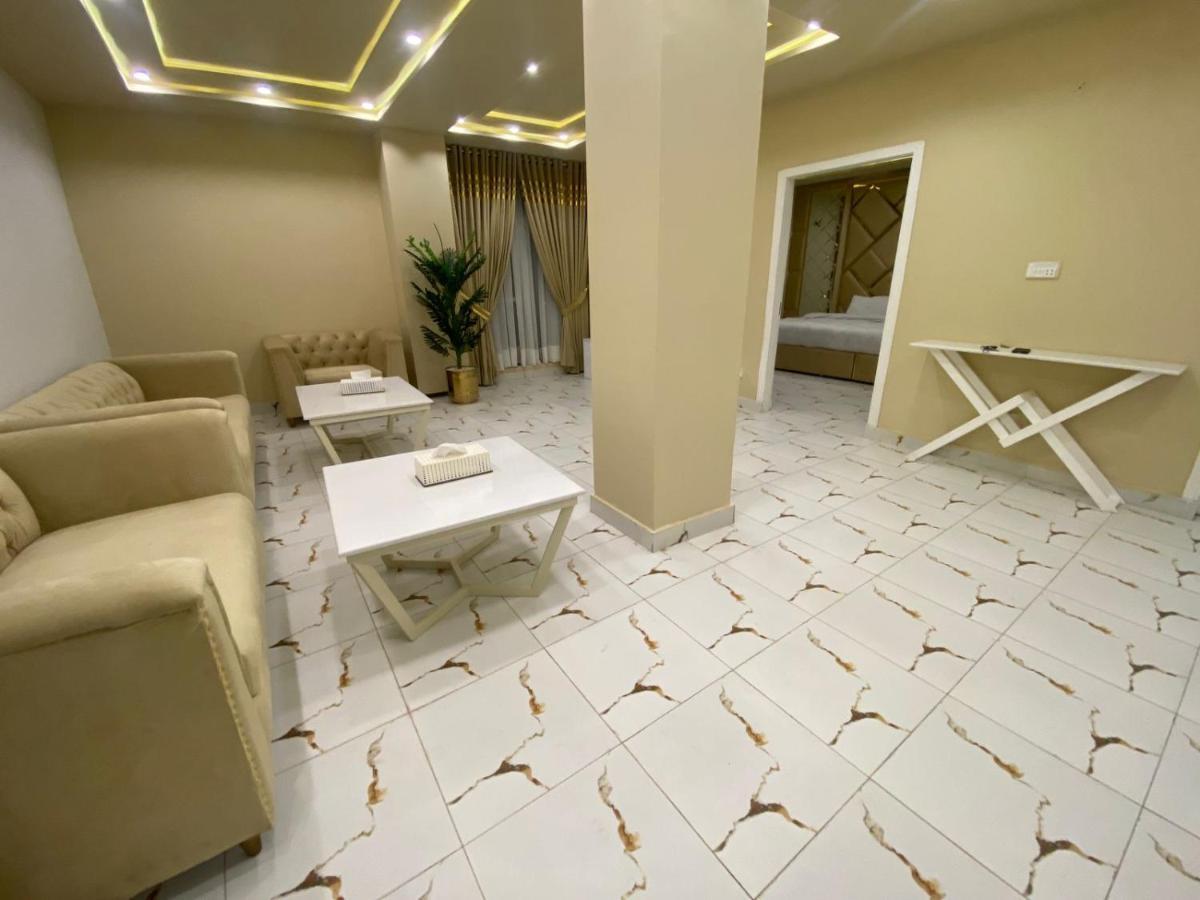 Luxe Suites Bahria Town Lahore Luaran gambar